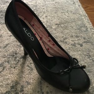 Selling due to surgery & no longer can wear heels.